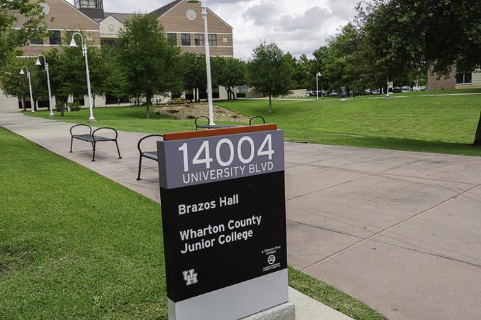 WCJC and UH have signed an agreement that will provide new educational opportunities for students at the Sugar Land campus. 